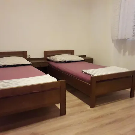Flora Hostel *